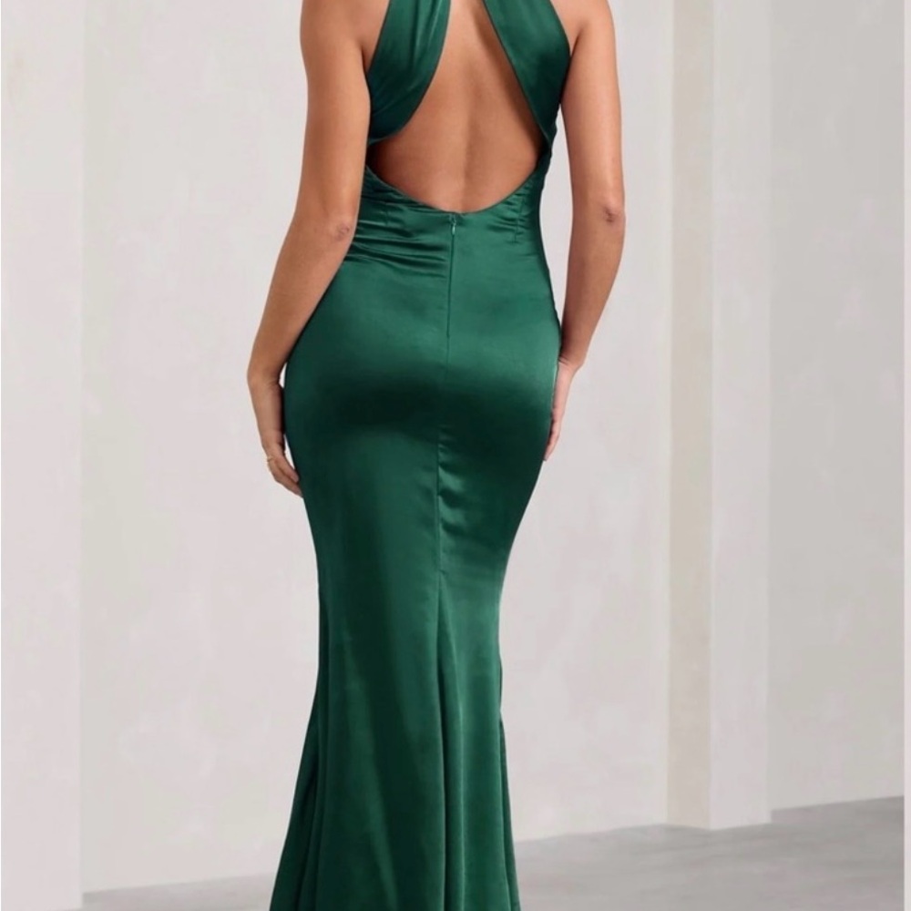 💚Emerald Green Satin Halter Mermaid Gown 💚Open Back Formal Dress | Size 2